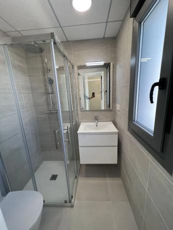 Casa independiente en calle Clavo