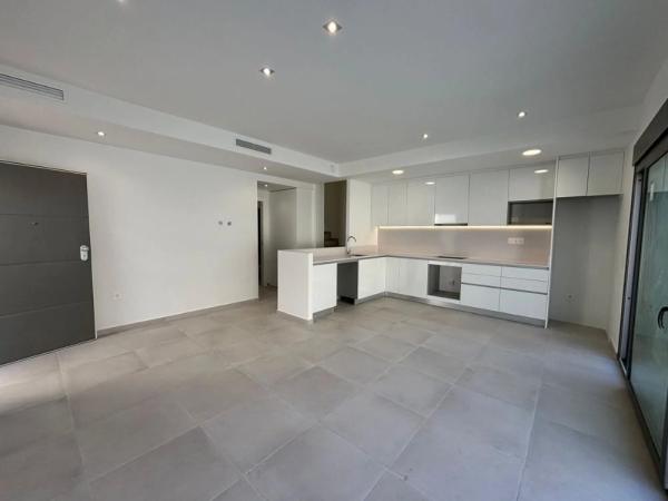 Casa independiente en calle Clavo