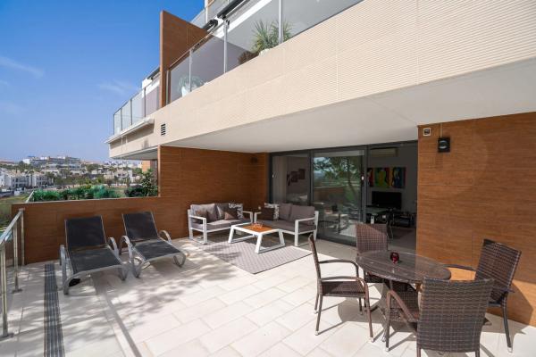 Piso en calle Estrecho de Bonifacio