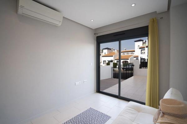 Piso en calle Estrecho de Bonifacio