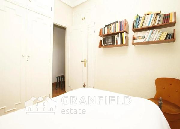 Piso en avenida Teodomiro s/n