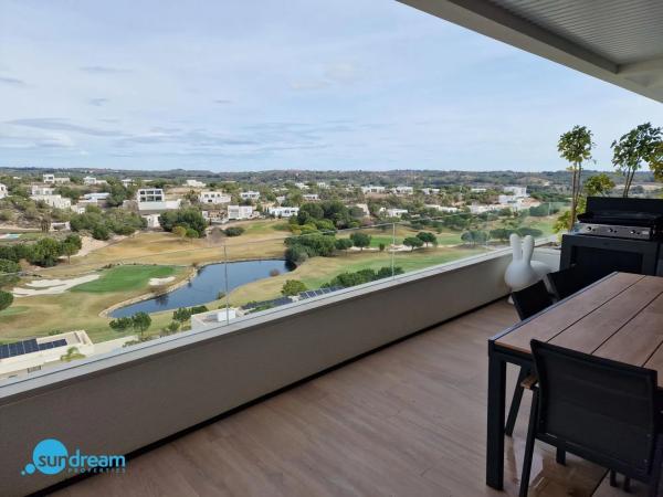 Piso en Barrio Las Colinas Golf