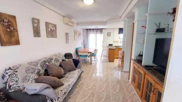 Chalet adosado en calle Coral