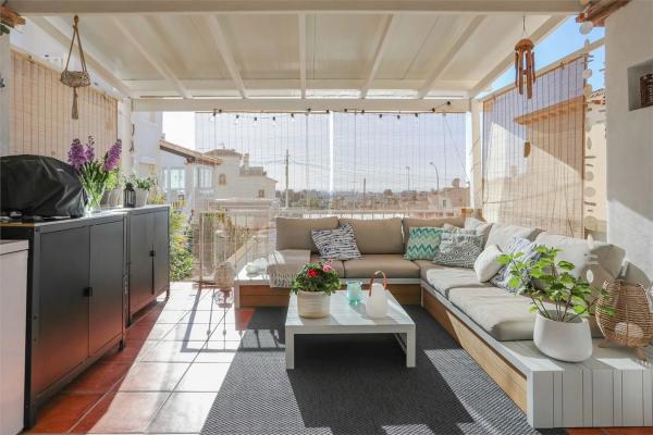 Chalet adosado en calle Ubeda