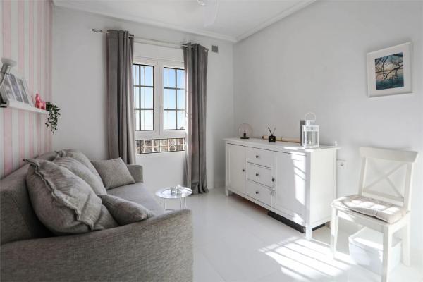 Chalet adosado en calle Ubeda