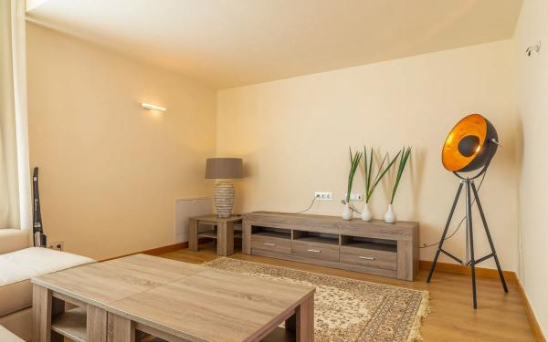 Casa independiente en calle Azorin