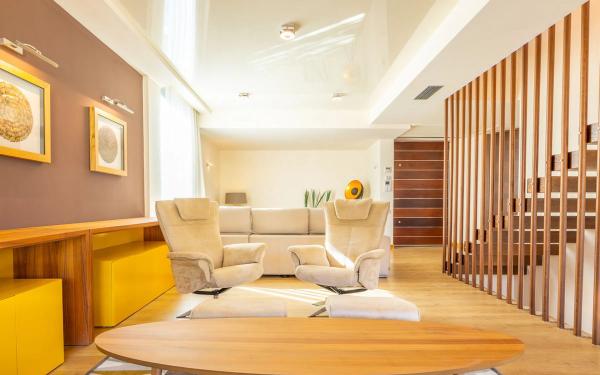 Casa independiente en calle Azorin