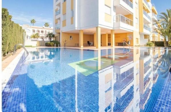 Piso en calle Pintor Botí s/n