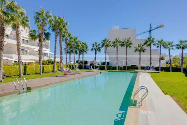 Ático en Barrio Las Colinas Golf