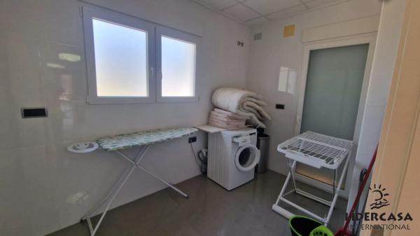 Casa independiente en avenida del Cabo