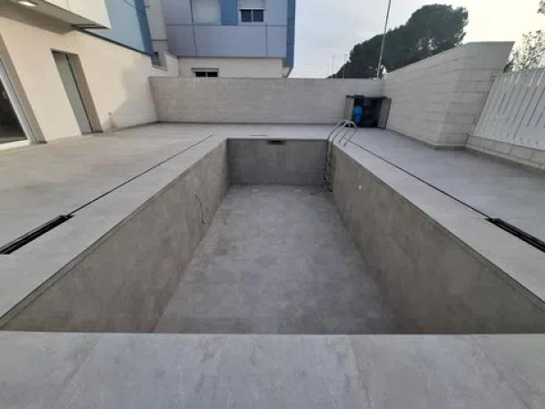 Chalet pareado en venta en calle Soprano Ainoha Arteta, 40