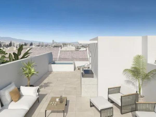 Chalet adosado en venta en calle Abderramán, 36