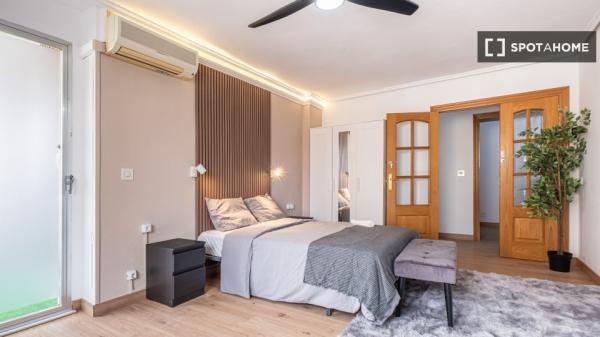 Zimmer in einer Wohngemeinschaft zu vermieten in Alicante