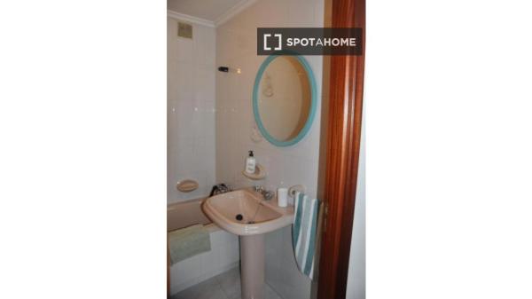 Piso de 3 habitaciones en alquiler en Lalín