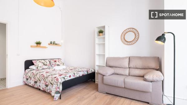 Habitación en piso compartido en alquiler, Alicante