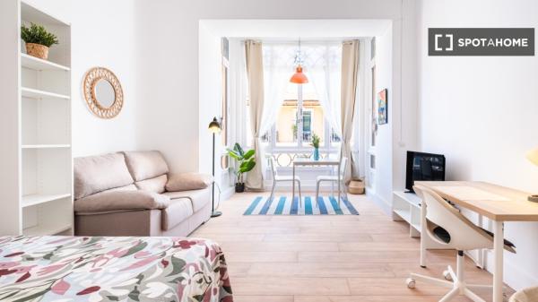 Habitación en piso compartido en alquiler, Alicante