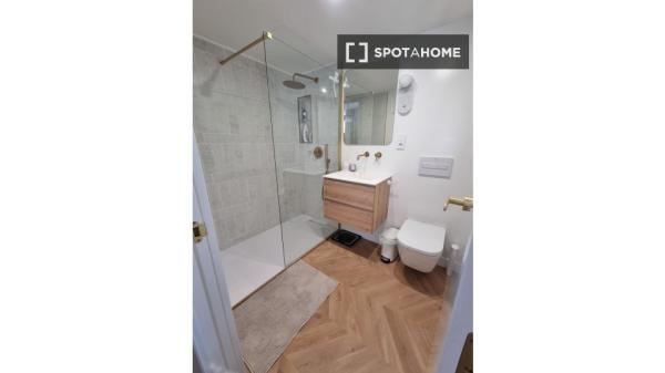 Piso en alquiler de 2 habitaciones en La Unión, Málaga