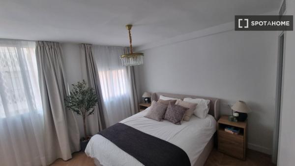 Piso en alquiler de 2 habitaciones en La Unión, Málaga