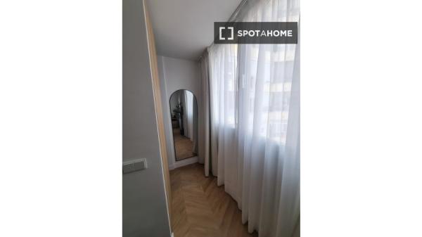 Piso en alquiler de 2 habitaciones en La Unión, Málaga