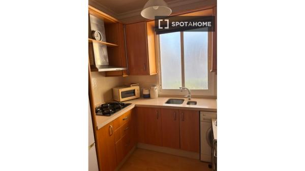 Piso de 2 dormitorios en alquiler en el Sector Sur, Sevilla