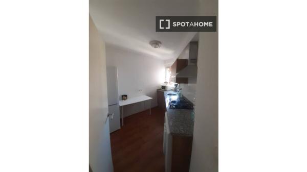 Piso de 3 dormitorios en alquiler en La Oliva, Sevilla