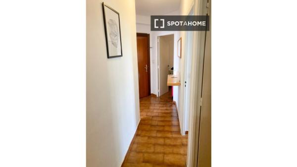 Piso de 3 dormitorios en alquiler en La Oliva, Sevilla