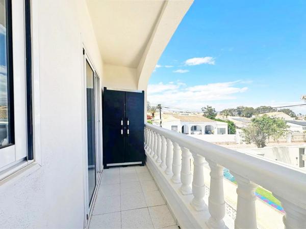 Piso en calle Isla Cabrera