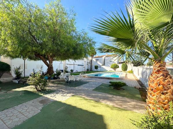 Piso en calle Isla Cabrera