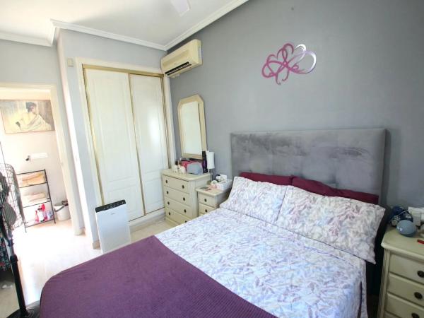 Chalet adosado en calle la Boheme