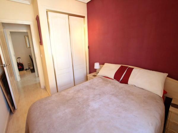 Chalet adosado en calle la Boheme