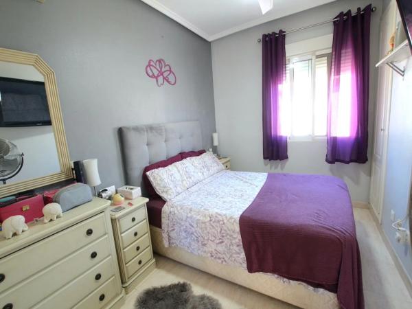 Chalet adosado en calle la Boheme