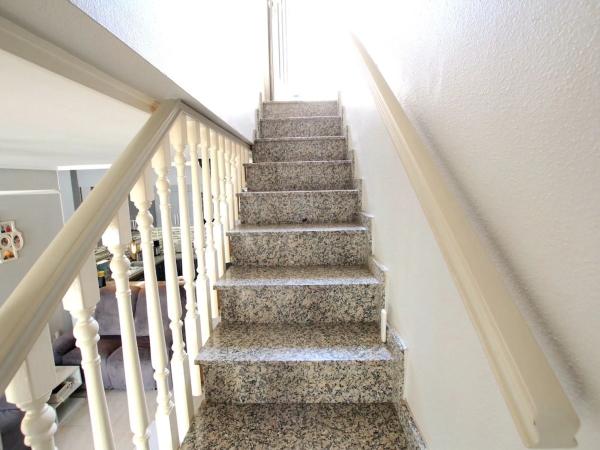 Chalet adosado en calle la Boheme