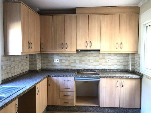 Piso en calle Escuelas r Bon