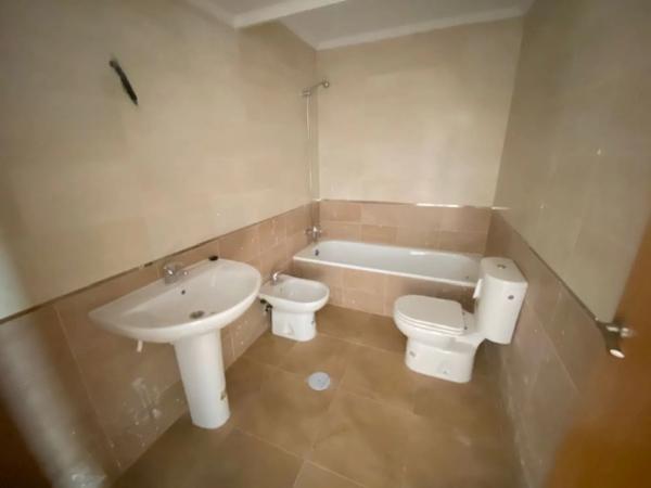 Piso en calle Escuelas r Bon