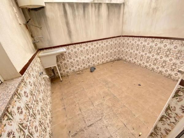 Piso en calle Escuelas r Bon