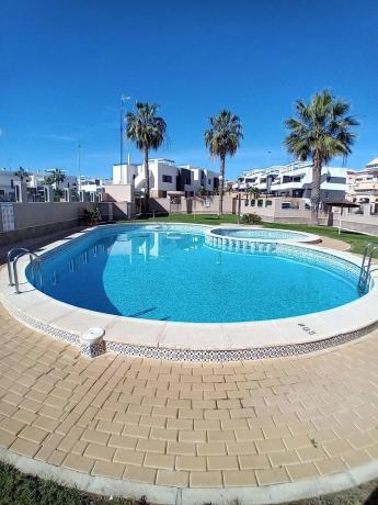 Chalet en Barrio Villamartín-Las Filipinas