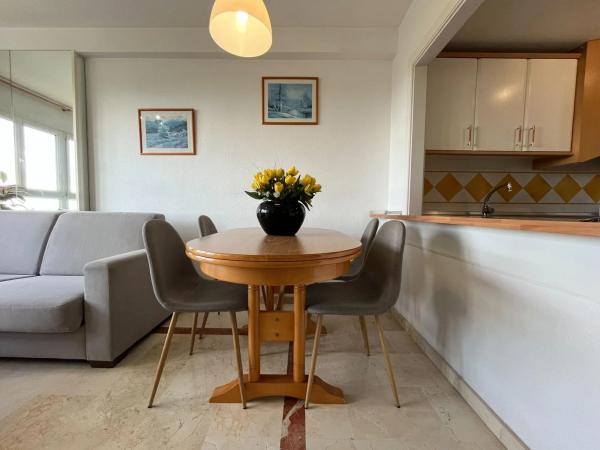 Piso en calle Samaniego, 22