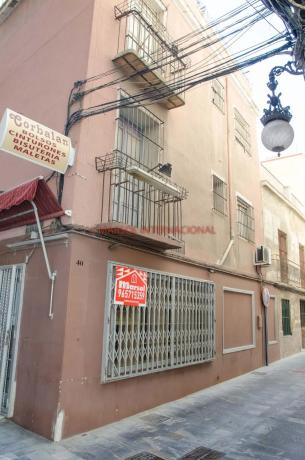 Piso en travesía Bado