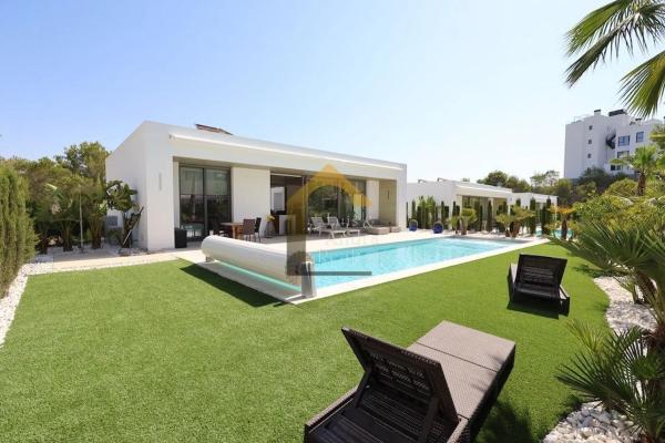 Chalet en Barrio Las Colinas Golf