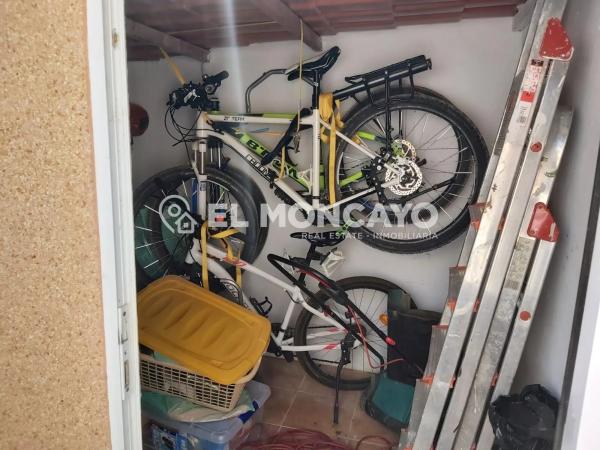 Casa independiente en avenida de las Carreras