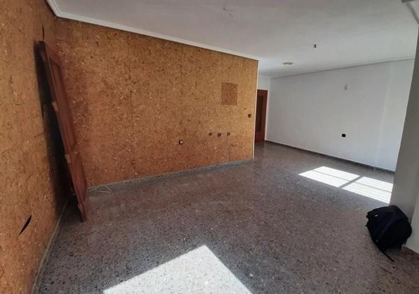 Piso en calle Santa Lucía