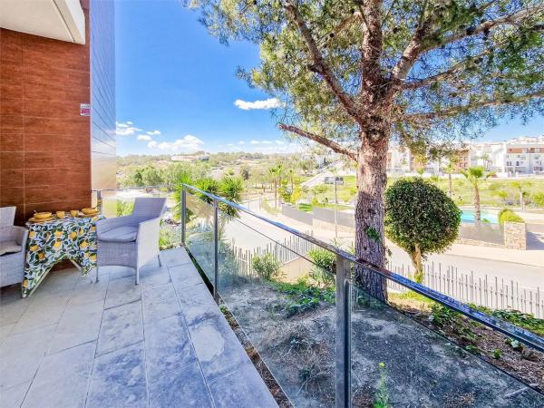 Piso en calle Estrecho de Bonifacio