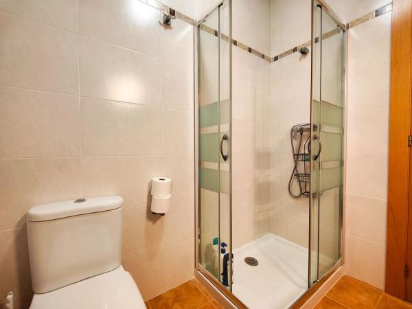 Chalet adosado en calle Isla Ibiza s/n