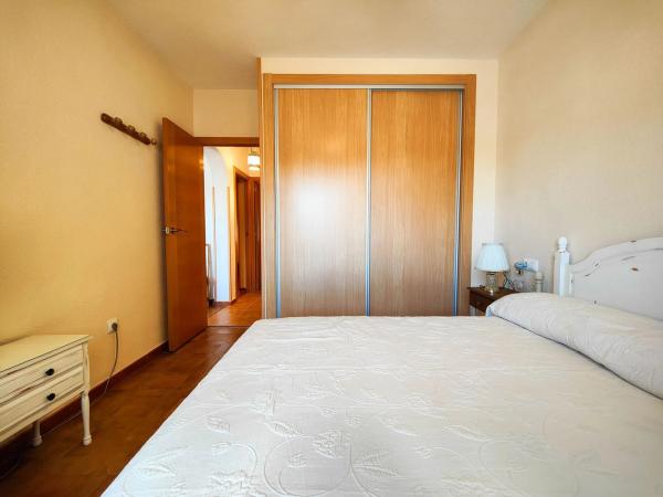 Chalet adosado en calle Isla Ibiza s/n