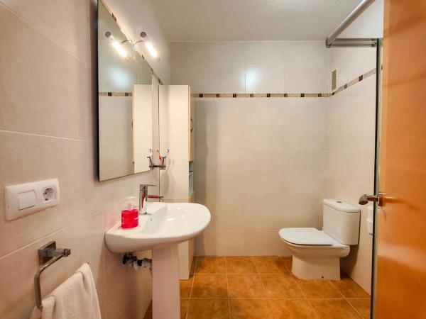 Chalet adosado en calle Isla Ibiza s/n