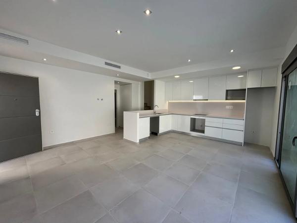 Chalet pareado en calle Canela