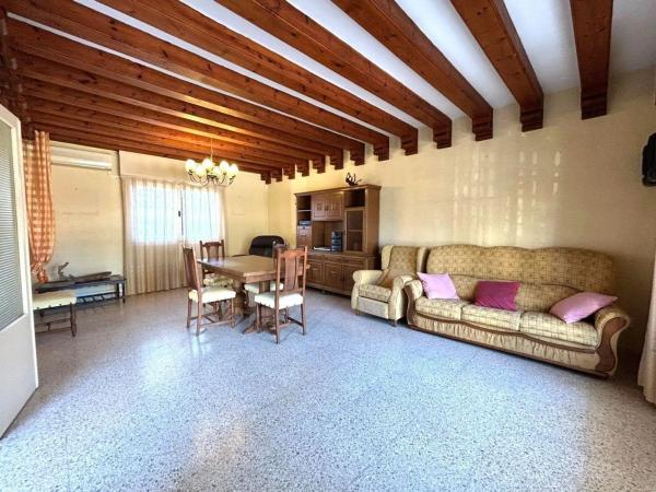 Casa independiente en avenida de la Playa