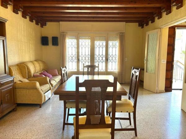 Casa independiente en avenida de la Playa