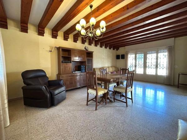 Casa independiente en avenida de la Playa