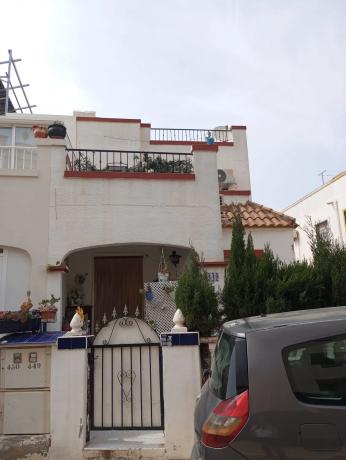 Chalet pareado en arco Iris s/n